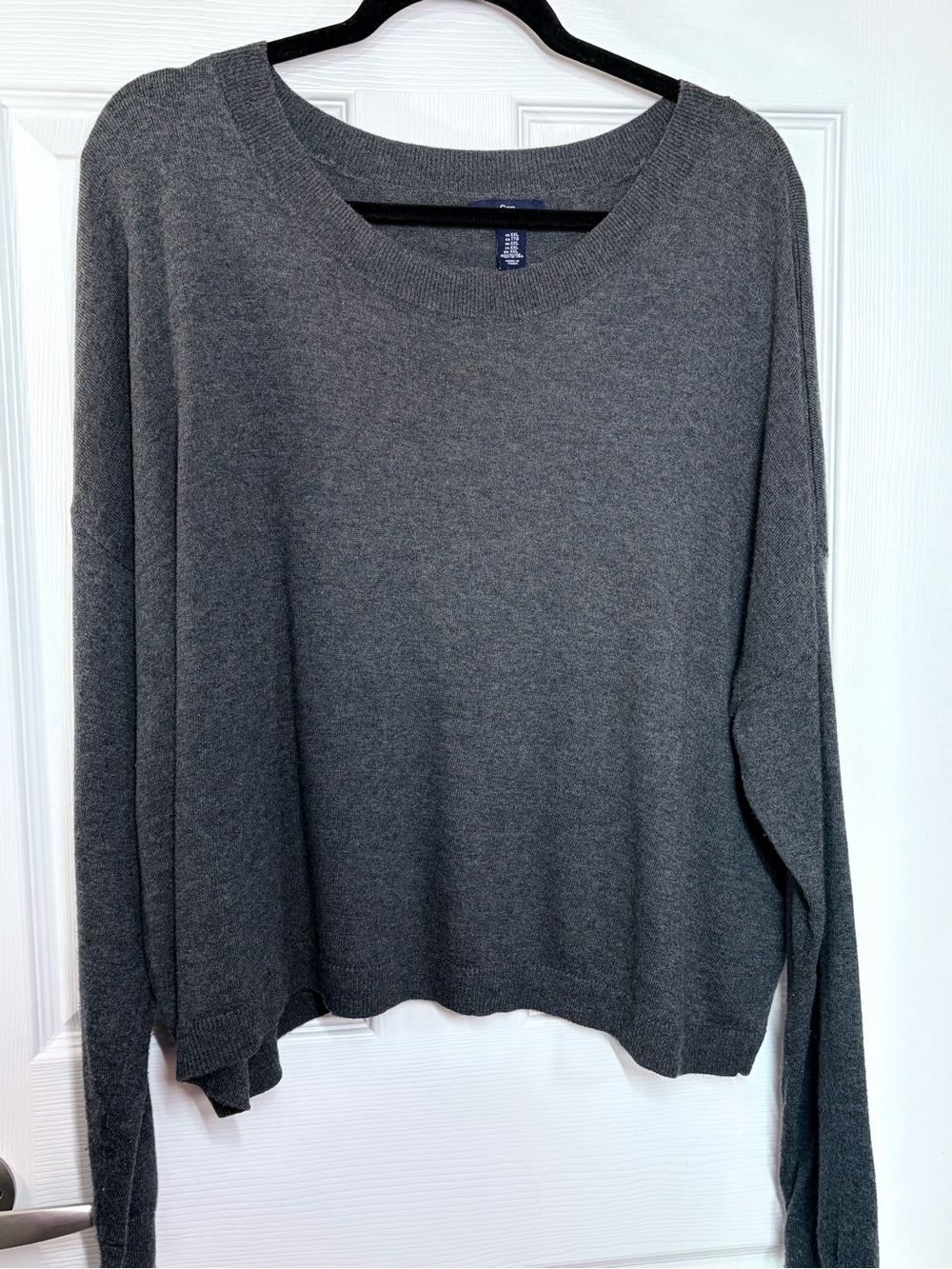 GAP Women's Charcoal Scoop Neck Sweater